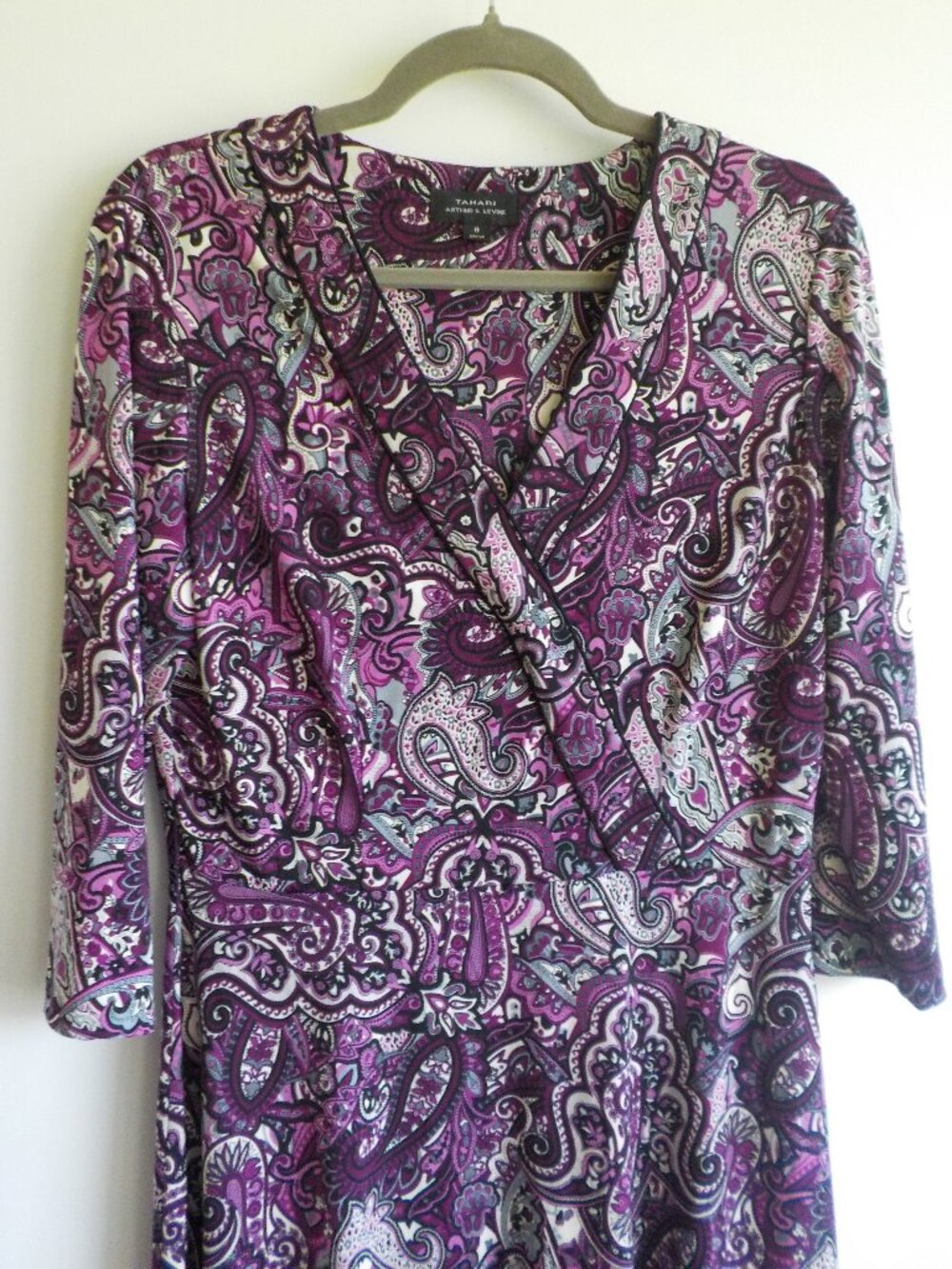 Tahari Dress - Size 8 - Purple/Grey/White Paisley Crossover Waist 3/4 Sl (2456)